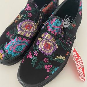 Classic Slip-On (Festival Satin) Black Vans